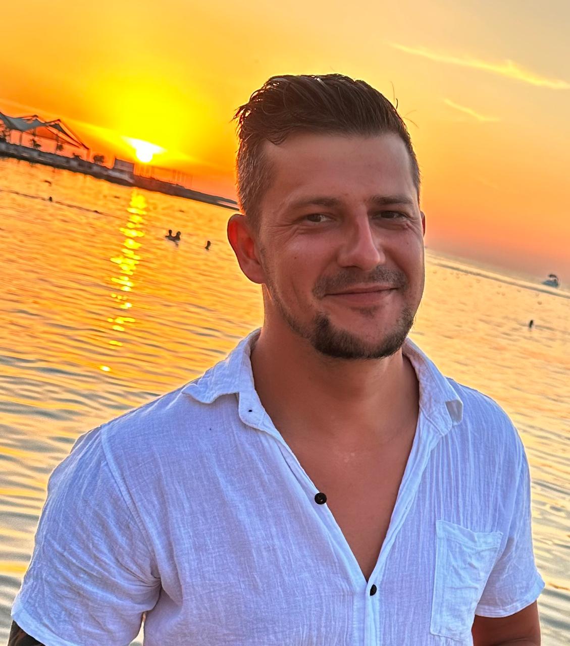 О нас 8 Смирнов М